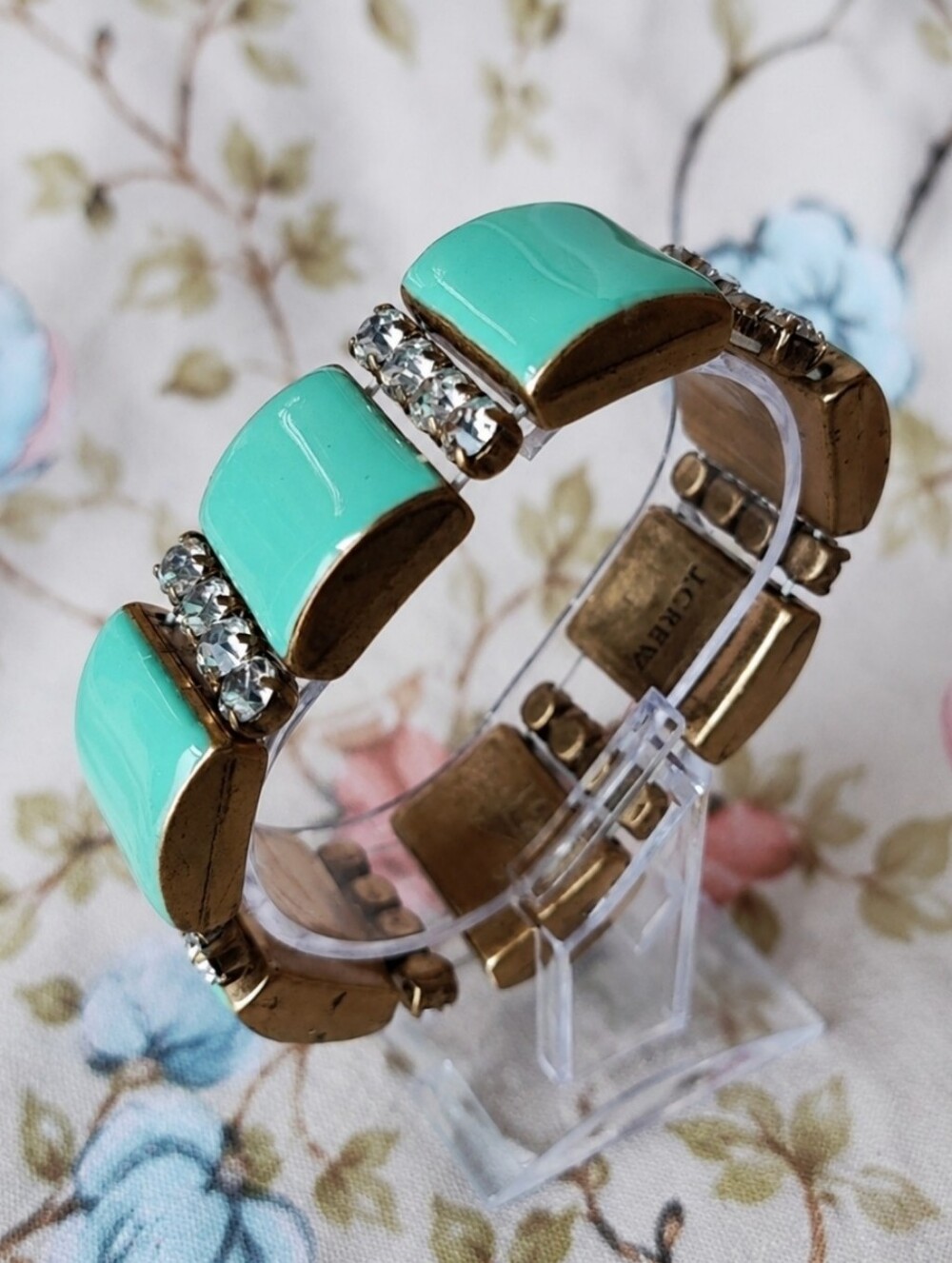 J Crew Signed Light Jade Color Enamel Rhinestone Stretch Bracelet Oxidized Brass